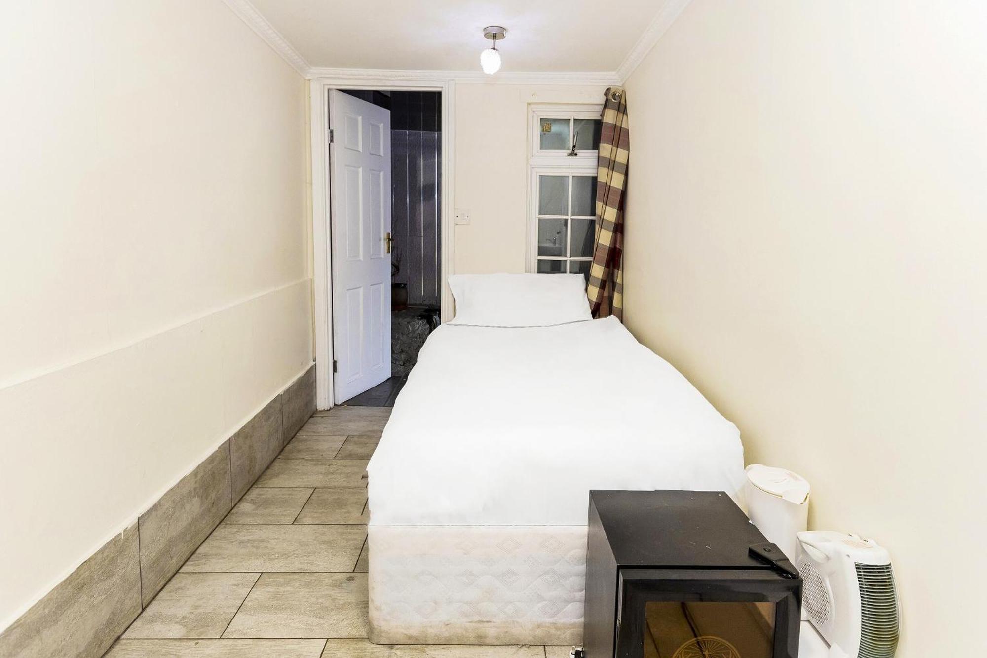 Old Oak Tree Inn 2* Hounslow